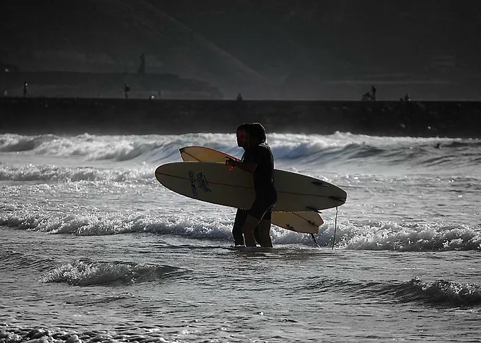 Black & White Las Canteras